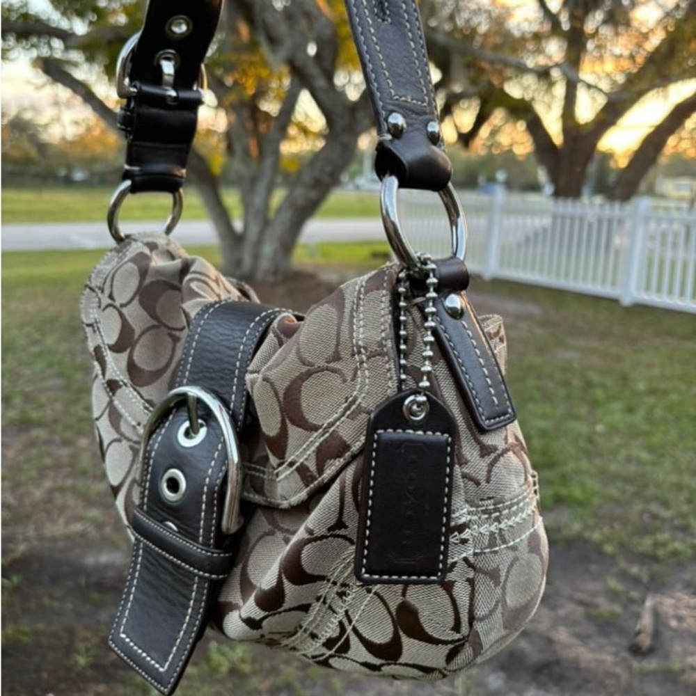 Coach shoulder bag
